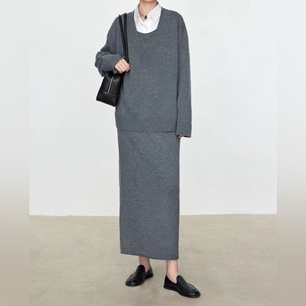 Designer 100% wool gray knitted dress + matching sweater outfit SZ M $1780